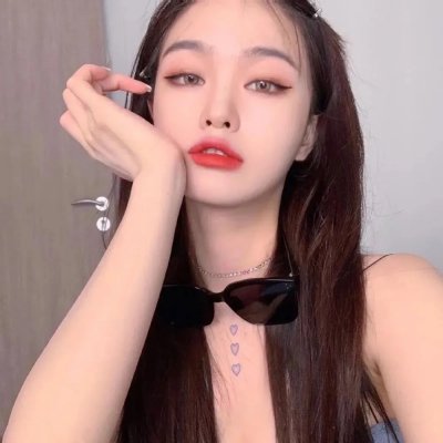 我被困在同一天十万年